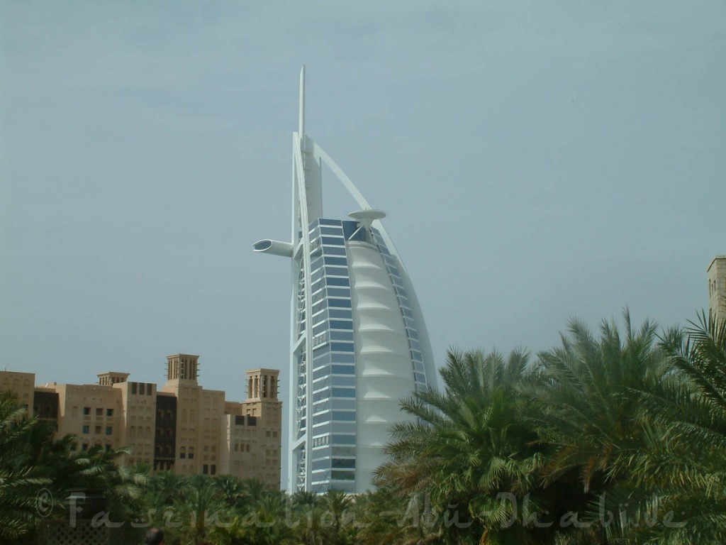 Dubai hat mehr als nur ein Wahrzeichen - schaut sie Euch live an!